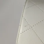 Chanel Quilted Lambskin CC Crossbody (Шанель) — фото 20