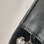 Chanel C Logo — фото 16