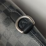 Louis Vuitton Anton Tote — фото 15