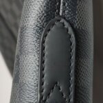 Louis Vuitton Anton Tote — фото 21