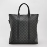 Louis Vuitton Anton Tote — фото 5