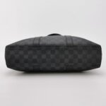 Louis Vuitton Anton Tote — фото 6