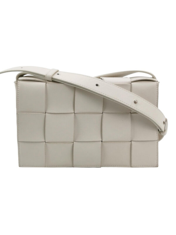 Bottega Veneta Cassette 15 Intreccio — продано