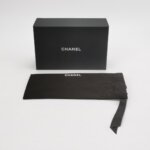 Chanel Round C Logo — фото 9