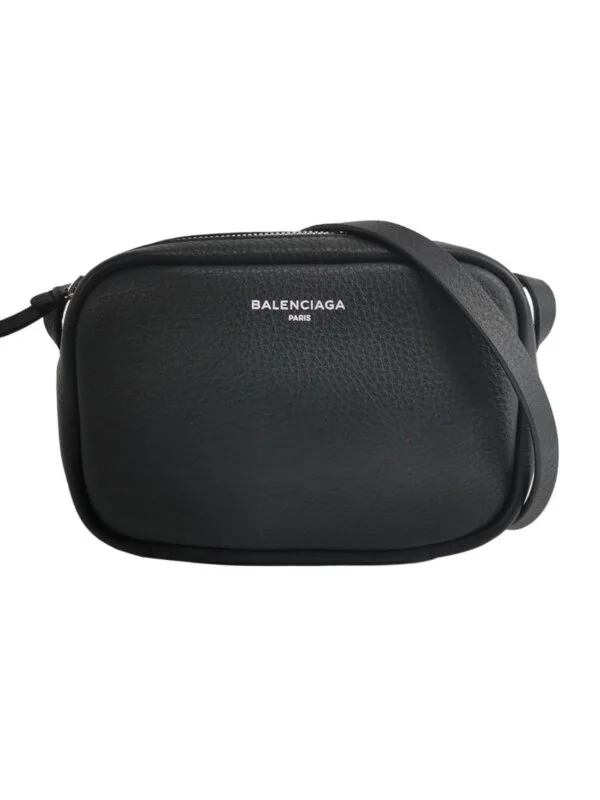 Balenciaga Everyday Balenciaga — продано
