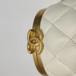 Chanel Quilted Lambskin CC Crossbody (Шанель) — фото 12