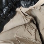 Chanel Logo Shoulder Bag — фото 20