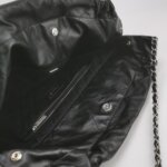 Chanel 22 Bag Logo — фото 8