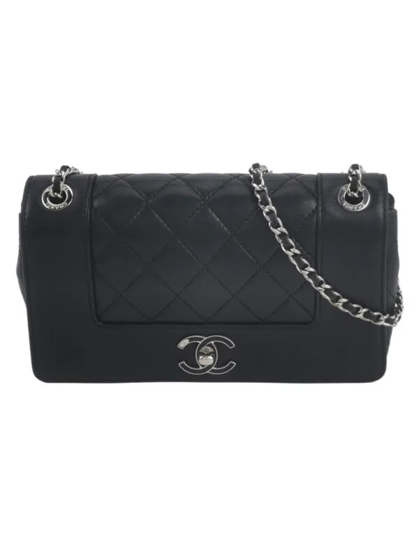 Chanel Flap Bag — продано