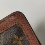 Louis Vuitton Calfskin Monogram Shoulder Bag (Луи Виттон) — фото 19