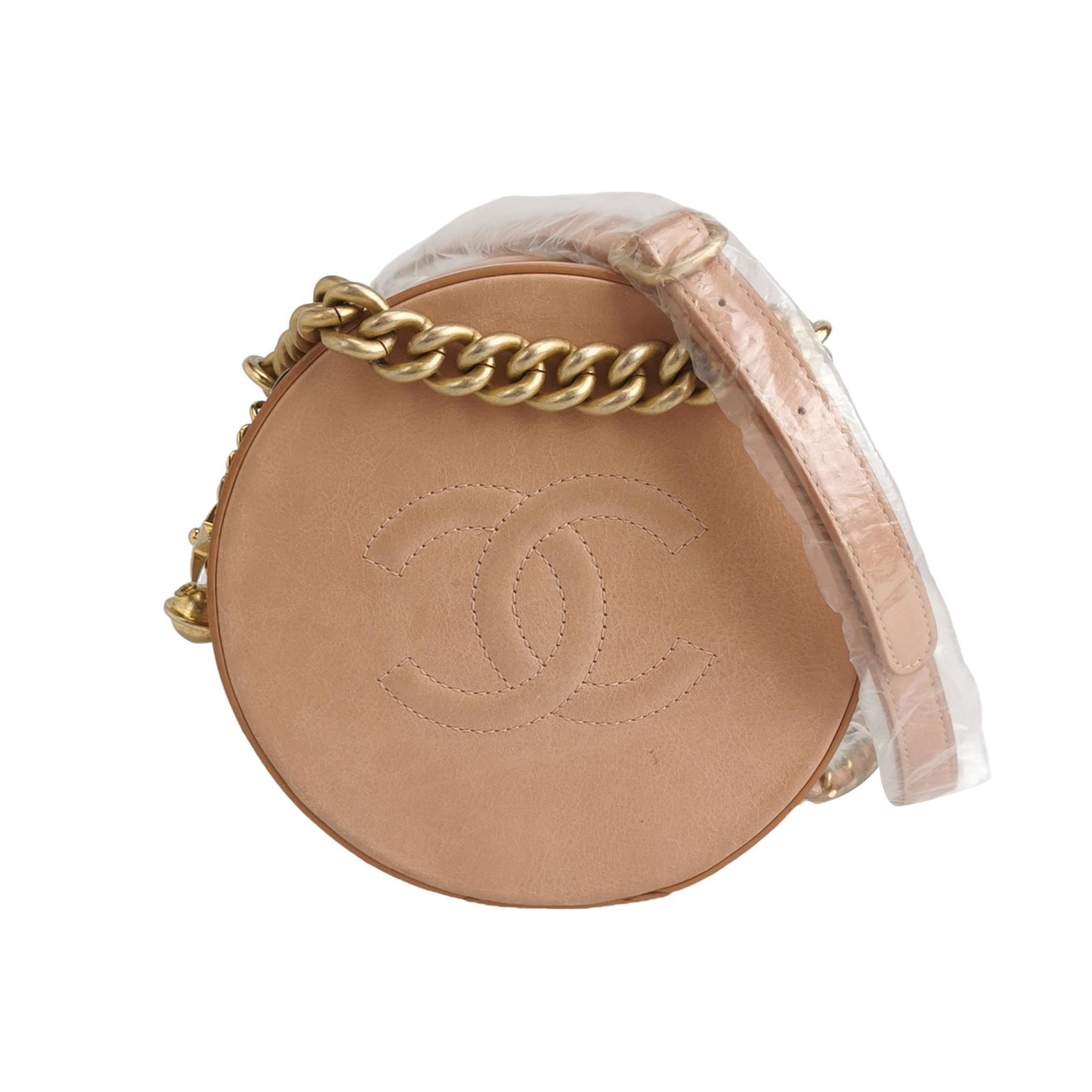 Chanel Round C Logo — продано