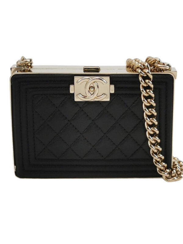 Chanel Boy Bag C — продано