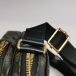 Celine Triomphe logo — фото 12