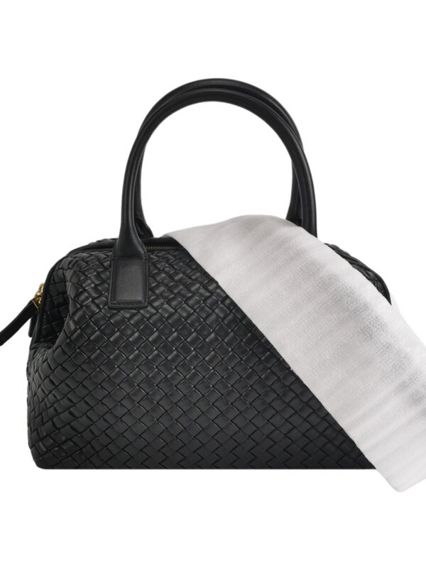 Bottega Veneta Intrecciato — продано