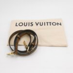 Louis Vuitton Pochette Metis Reverse S-lock — фото 9