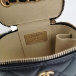 Chanel Vanity Case C — фото 8
