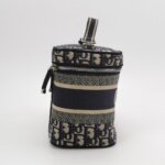 Dior Travel logo — фото 4