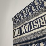 Dior Travel logo — фото 9