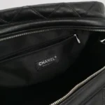 Chanel Quilted Calfskin Handbag (Шанель) — фото 8