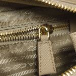 Prada Re-Edition 1995 Cha îne — фото 12