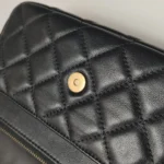 Chanel Quilted Calfskin CC Crossbody (Шанель) — фото 22