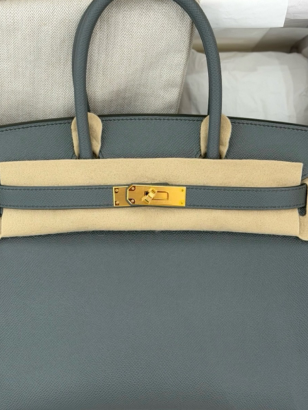 Hermès Birkin 30 — продано