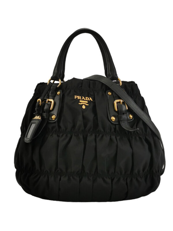 Винтажная сумка Prada Gaufre