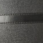 Louis Vuitton Logo Handbag — фото 17