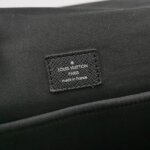 Louis Vuitton Taiga — фото 8