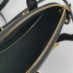 Alexander McQueen Calfskin Crossbody — фото 7