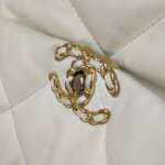 Chanel 19 Bag C — фото 15