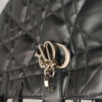 Dior Toujours Logo — фото 15