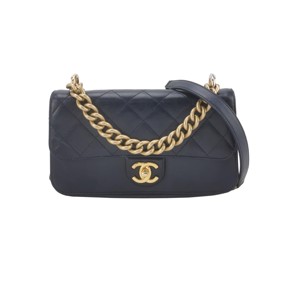 Chanel Flap Bag C — продано