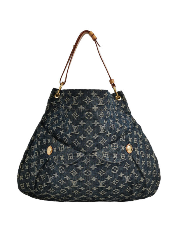 Louis Vuitton Monogram — продано