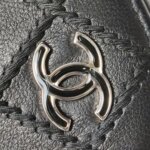 Chanel Round C Logo — фото 13