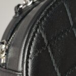 Chanel Round C Logo — фото 14