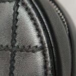 Chanel Round C Logo — фото 15