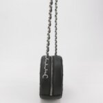 Chanel Round C Logo — фото 3