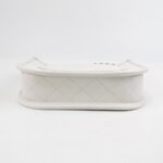 Chanel Leather Shoulder Bag — фото 6