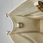 Louis Vuitton Onthego Gaint Monogram — фото 10