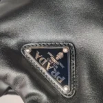 Prada Lambskin Shoulder Bag (Прада) — фото 12