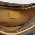 Louis Vuitton Loop Monogram — фото 8