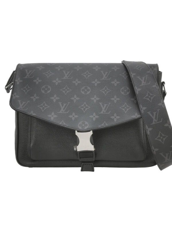 Louis Vuitton Monogram — продано