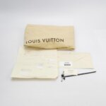 Louis Vuitton Leather Tote — фото 9