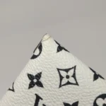 Louis Vuitton Pochette (Луи Виттон) — фото 15