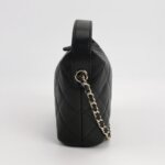 Chanel Leather Shoulder Bag — фото 3