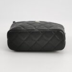 Chanel Leather Shoulder Bag — фото 6