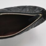 Chanel Leather Shoulder Bag — фото 7