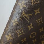Louis Vuitton Neverfull — фото 11