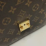 Louis Vuitton Pochette Metis (Луи Виттон) — фото 11